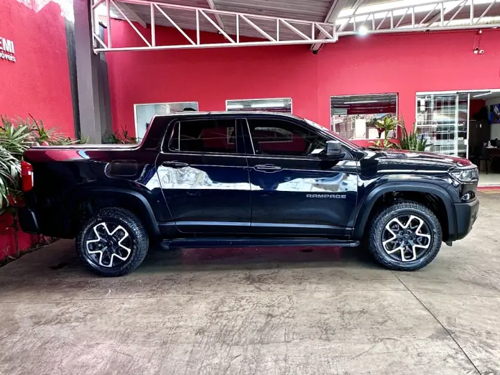 RAMPAGE 2.0 TURBO DIESEL REBEL 4X4 AUTOMÁTICO