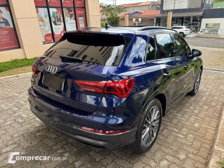 Q3 1.4 TFSI Black Edition S Tronic