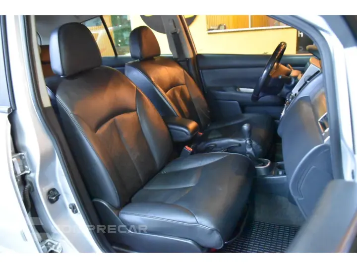 TIIDA 1.8 SL 16V FLEX 4P MANUAL
