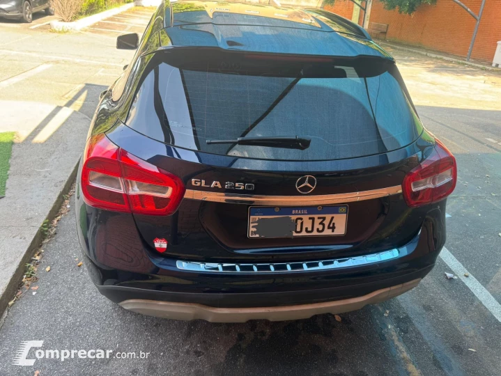 GLA 200 1.6 CGI Style 16V Turbo