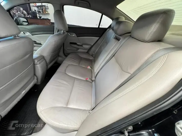 CIVIC SEDAN LXS 1.8/1.8 FLEX 16V AUT 4P