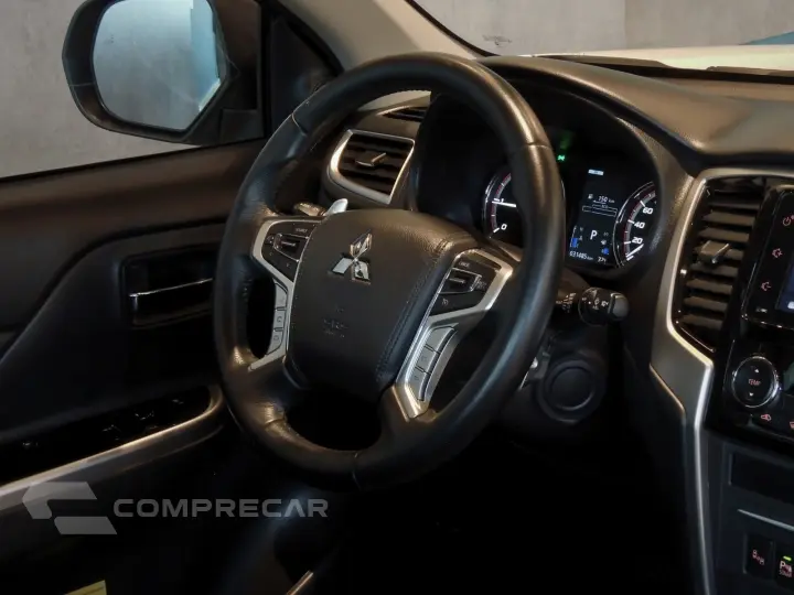 L200 TRITON 2.4 16V Turbo Sport Hpe-s CD 4X4