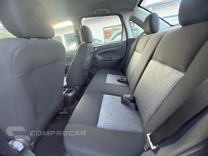 Fiesta Sedan 1.6 4P SE FLEX