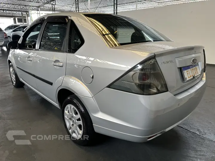 FIESTA 1.6 MPI Class Sedan 8V