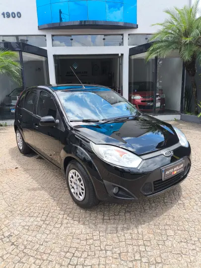 FIESTA 1.6 MPI Class Hatch 8V