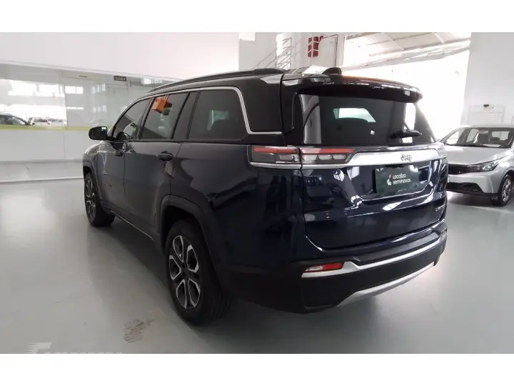 COMMANDER 1.3 T270 TURBO FLEX LIMITED AT6