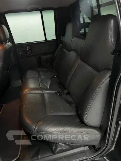 S10 2.4 MPFI Executive 4X2 CD 8V