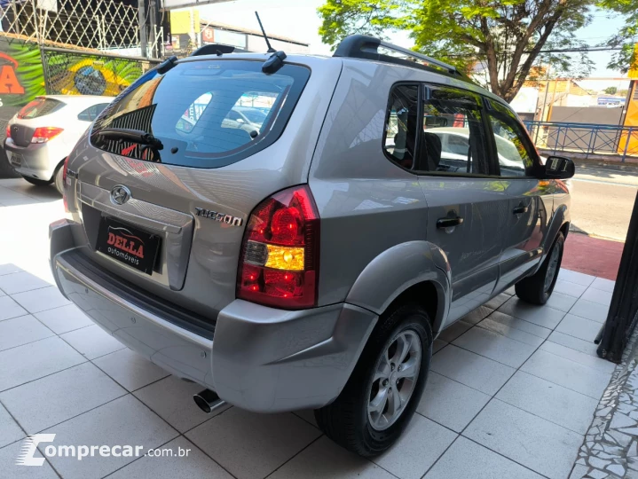 TUCSON 2.0 GL 2WD 16V