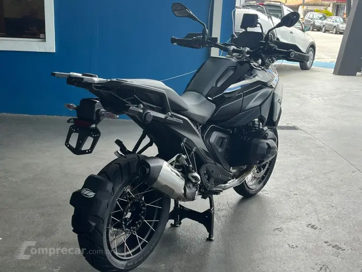 BMW R 1300 GS TRIPLE BLAC