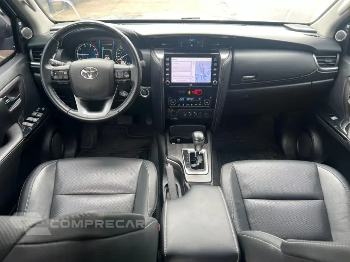 HILUX SW4 2.8 D-4d Turbo SRX 7L 4X4