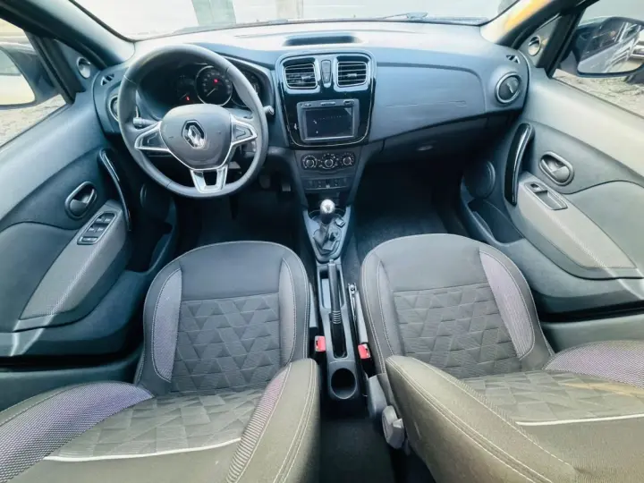 Logan 1.0 12V 4P FLEX SCE ZEN