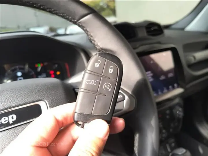 RENEGADE 1.3 T270 Turbo Longitude