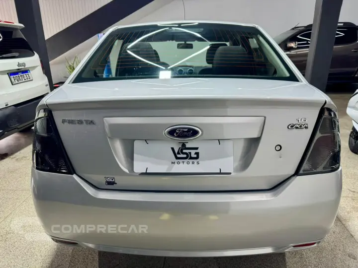 Fiesta Sedan 1.6 4P FLEX