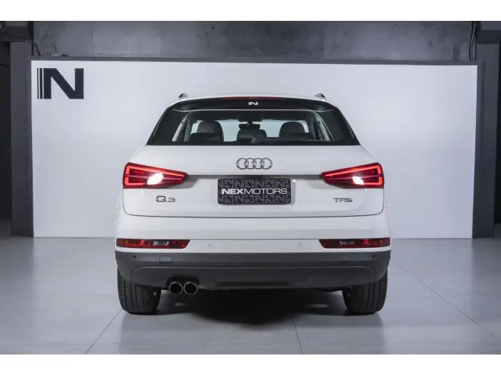 Q3 1.4 TFSI AMBIENTE GASOLINA 4P S TRONIC
