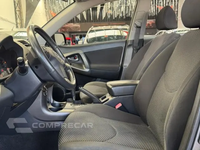 RAV4 - 2.4 4X2 16V 4P AUTOMÁTICO