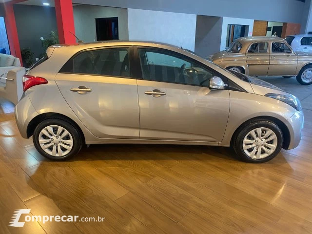 HB20 - 1.0 COMFORT PLUS 12V 4P MANUAL