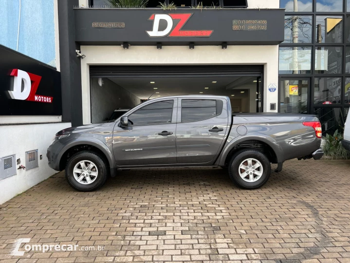 L200 TRITON 2.4 16V Turbo Sport GLS CD 4X4