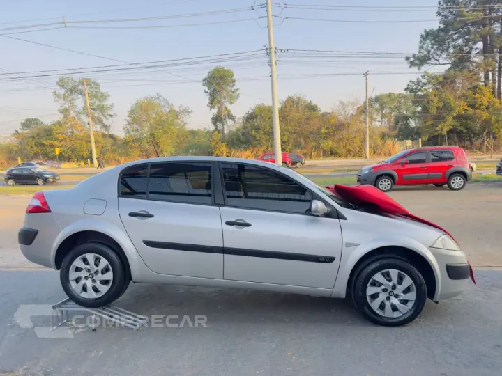 Megane Sedan 1.6 16V 4P FLEX EXPRESION