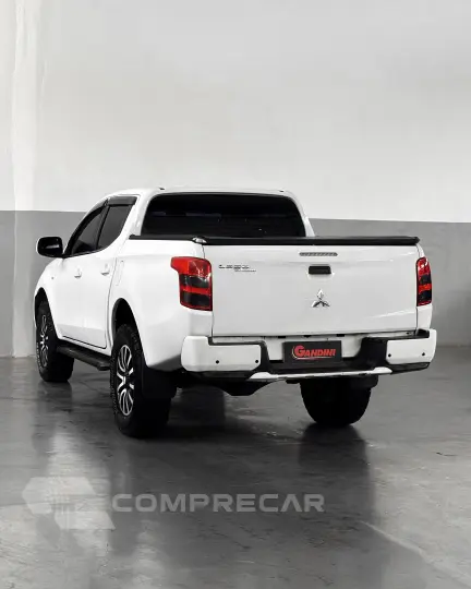 L200 TRITON 2.4 16V Turbo Sport GLX CD 4X4