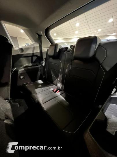 Tiguan Allspace 1.4 16V 4P TSI 250 FLEX TURBO COMFORTLINE AU