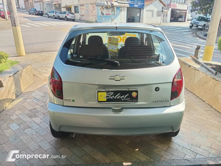 CELTA 1.0 MPFI LT 8V