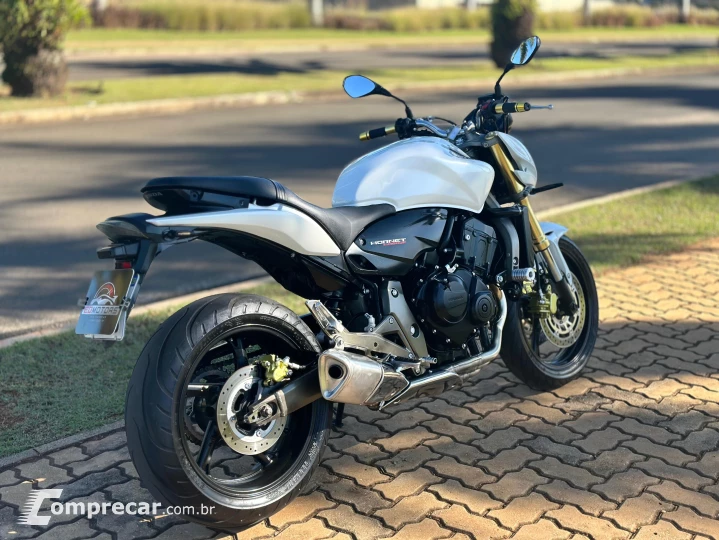 CB 600F HORNET