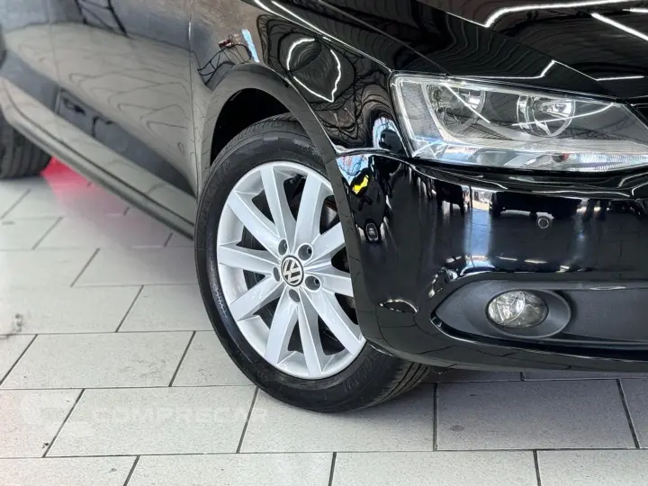 Jetta 2.0 Comfortline Flex 4P Tiptronic