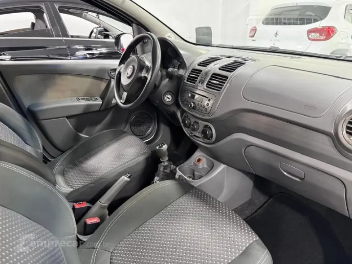 GRAND SIENA 1.6 MPI ESSENCE 16V FLEX 4P MANUAL