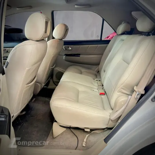 HILUX SW4 3.0 SRV 4X4 7 Lugares 16V Turbo Intercooler