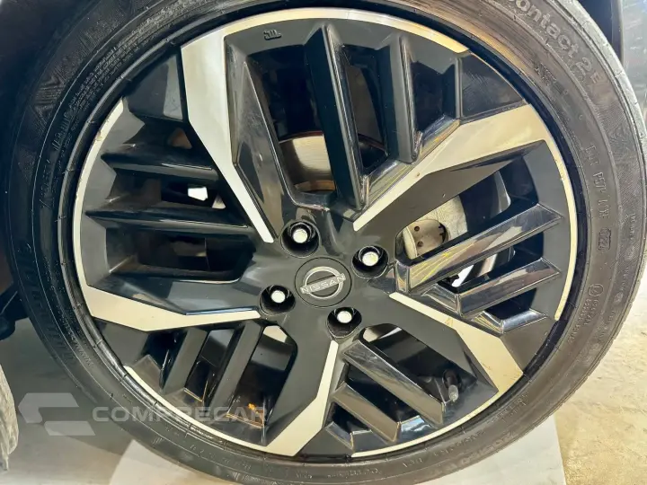 VERSA 1.6 16V FLEX EXCLUSIVE XTRONIC