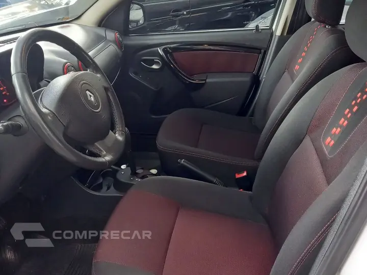 Sandero 1.6 STEPWAY 16V FLEX 4P AUTOMÁTICO