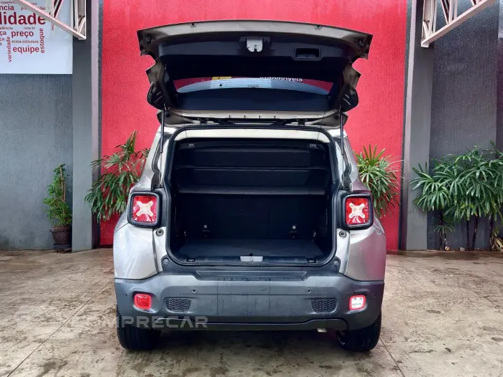RENEGADE 1.8 16V FLEX LONGITUDE 4P AUTOMÁTICO