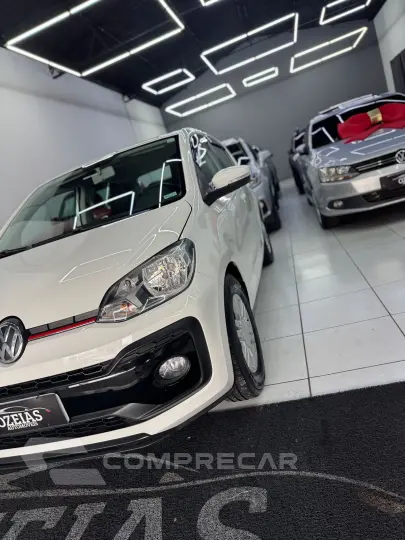 UP 1.0 TSI Move UP 12V