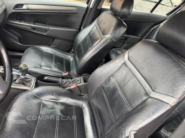 VECTRA 2.0 MPFI GT Hatch 8V