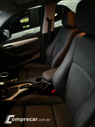 X1 2.0 16V GASOLINA SDRIVE18I 4P AUTOMÁTICO