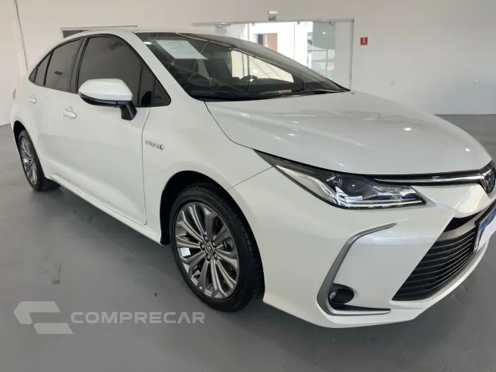 COROLLA 1.8 VVT-I Hybrid Altis