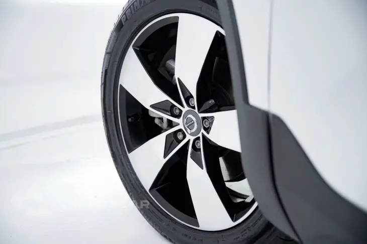 XC 40 T-5 MOMENTUM 2.0 252cv AWD