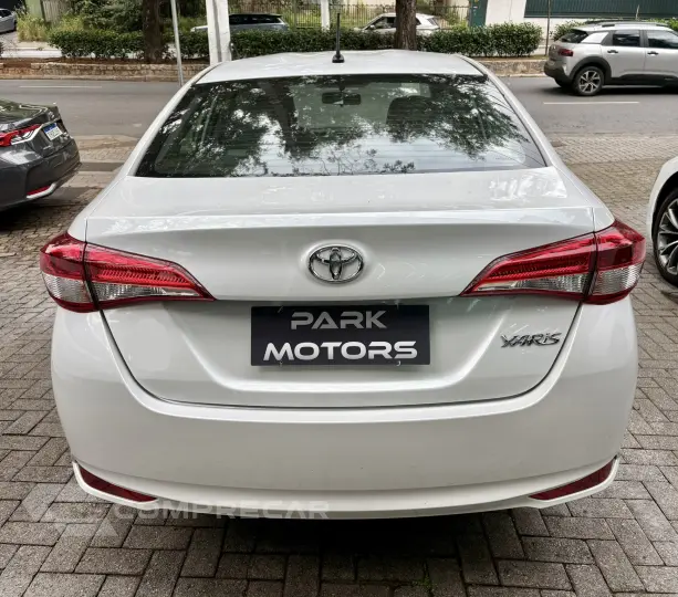 YARIS 1.5 16V Sedan XL Multidrive