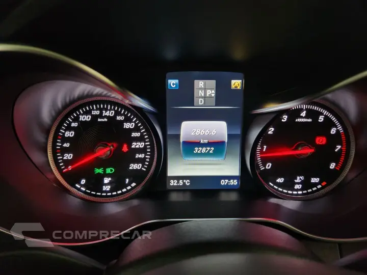C 180 1.6 16V 4P CGI AVANTGARDE TURBO AUTOMÁTICO