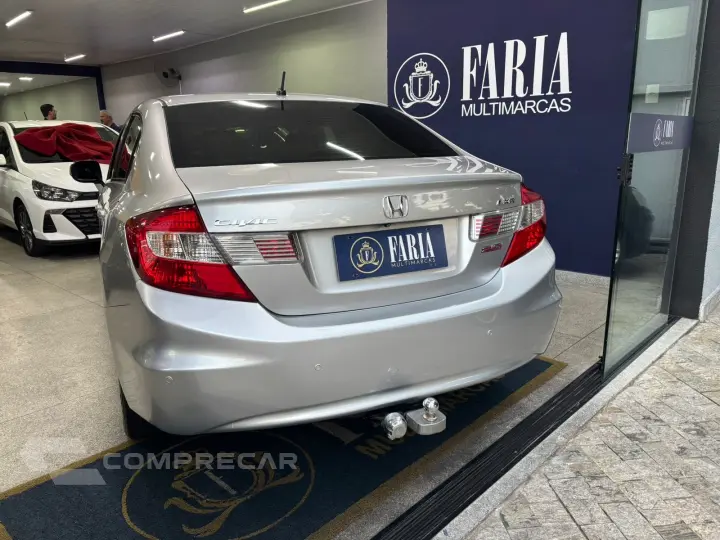 Civic Sedan LXR 2.0 Flexone 16V Aut. 4p