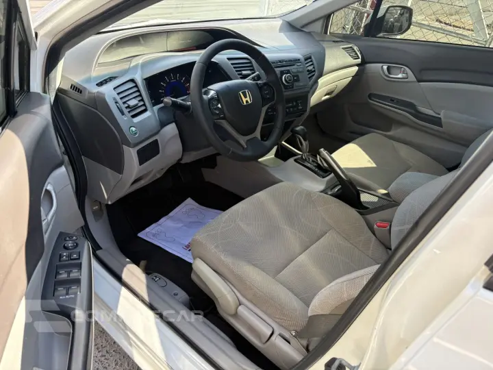 Civic 1.8 16V 4P FLEX LXS AUTOMÁTICO