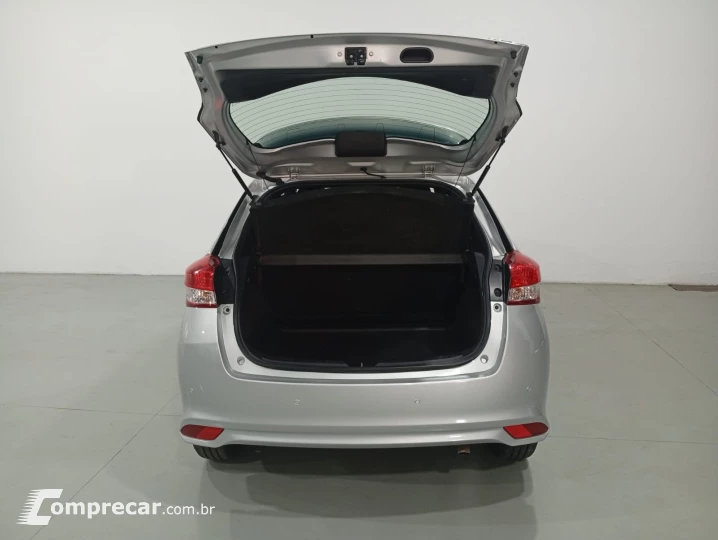 YARIS 1.5 16V XL