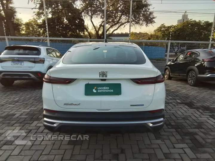 FASTBACK 1.0 TURBO 200 HYBRID AUDACE CVT
