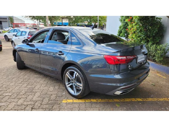 A4 2.0 TFSI MHEV PRESTIGE S TRONIC