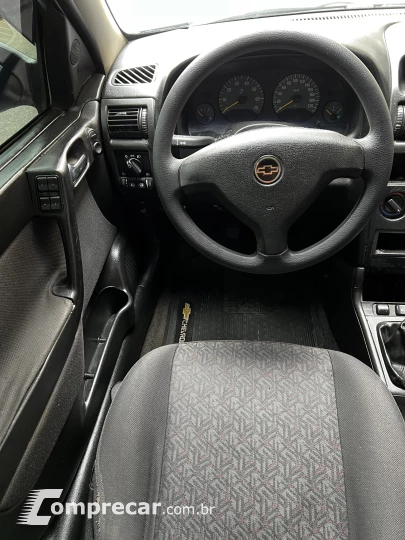 ASTRA 2.0 MPFI Advantage 8V