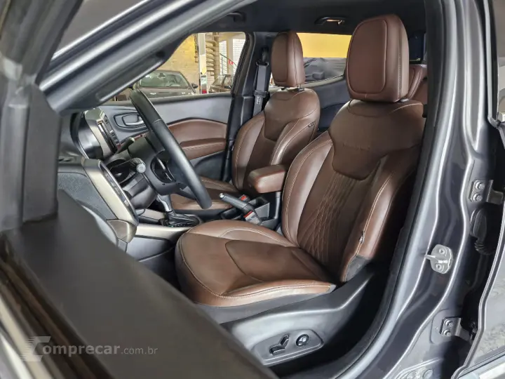 TORO 2.0 16V Turbo Ranch 4WD AT9