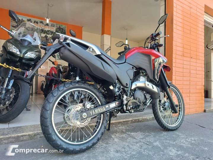 XTZ 250 LANDER