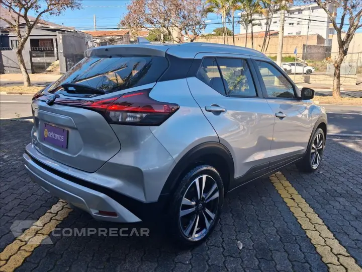 KICKS PLAY 1.6 16V FLEXSTART SENSE XTRONIC