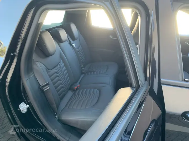 Toro Freedom 1.3 T270 4x2 Flex Aut.