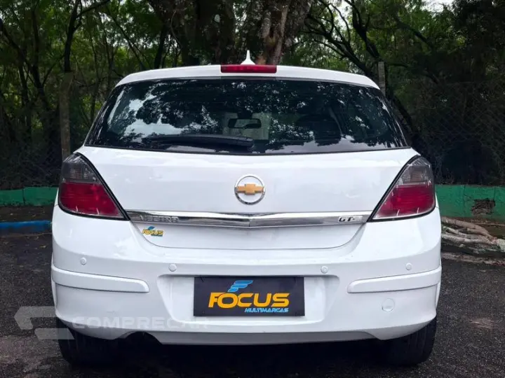 VECTRA HATCH 4P GT-X